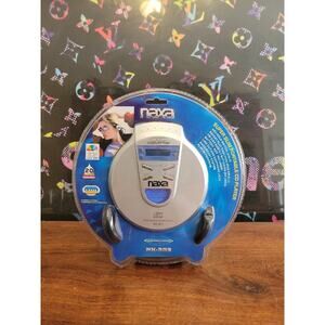 SEALED & UNOPENED Vintage Naxa NX-303 Compact Portable CD Player (Brand New)